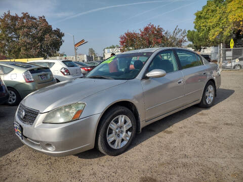 2006 Nissan Altima for sale at Larry's Auto Sales Inc. in Fresno CA