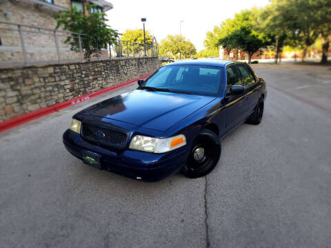 2004 Ford Crown Victoria for sale at Austin Auto Planet LLC in Austin TX