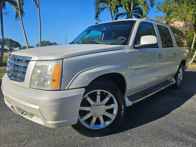2005 Cadillac Escalade ESV for sale at VAN TRUCK CENTER in Miami FL