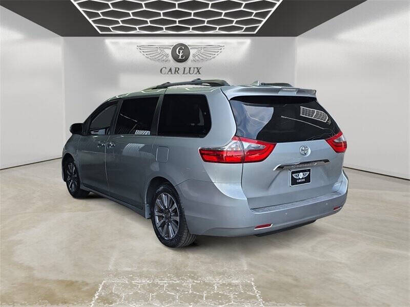 2020 Toyota Sienna Limited Premium 7-Passenger