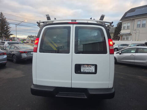 2018 Chevrolet Express 2500