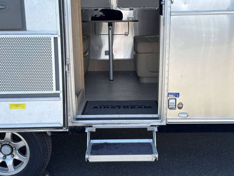2018 Airstream Flying Cloud