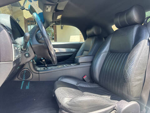 2004 Ford Thunderbird Deluxe