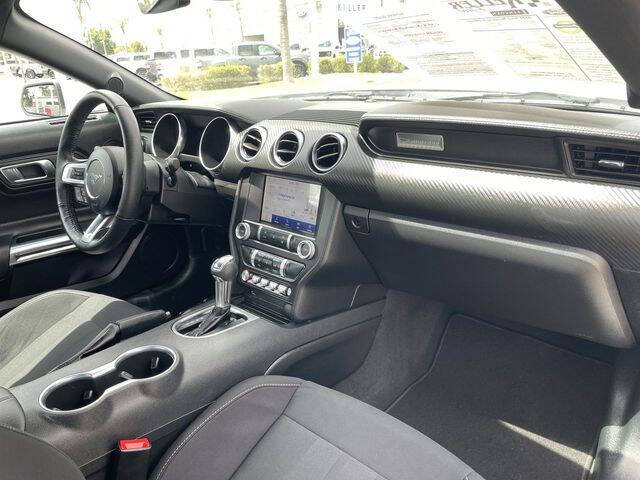 2022 Ford Mustang EcoBoost
