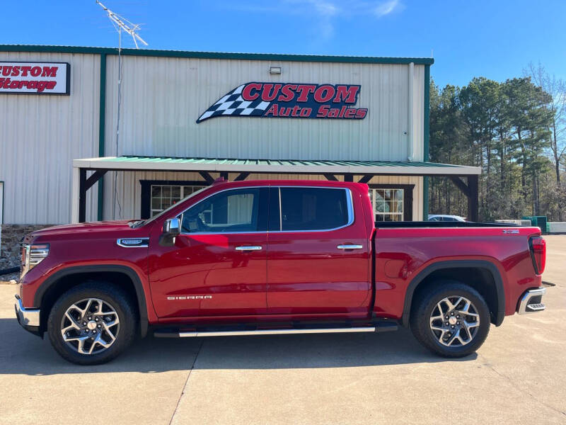 Used 2024 GMC Sierra 1500 SLT with VIN 3GTUUDE8XRG183234 for sale in Longview, TX