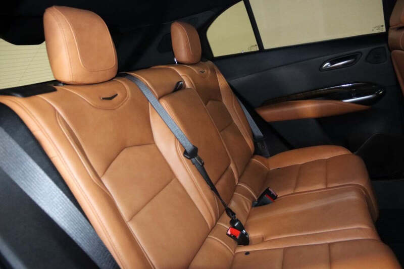 2020 Cadillac XT4 Premium Luxury