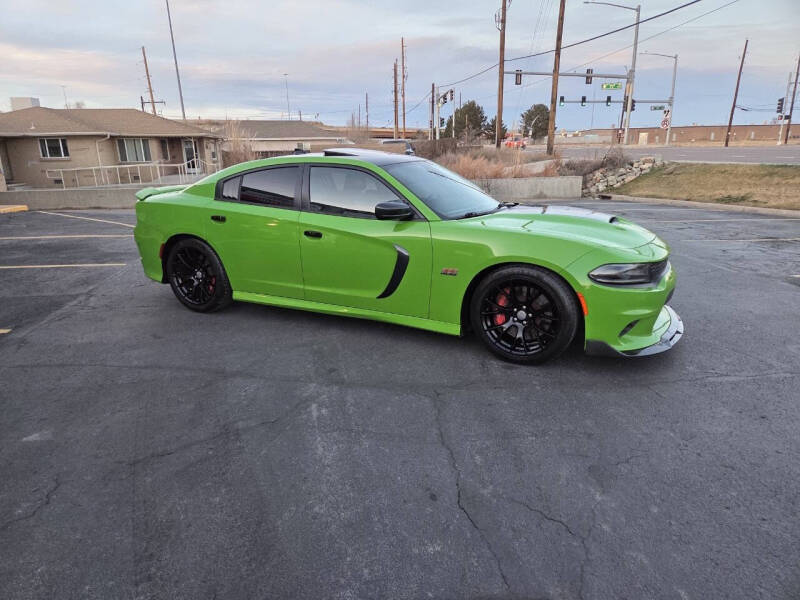 2017 Dodge Charger SRT 392