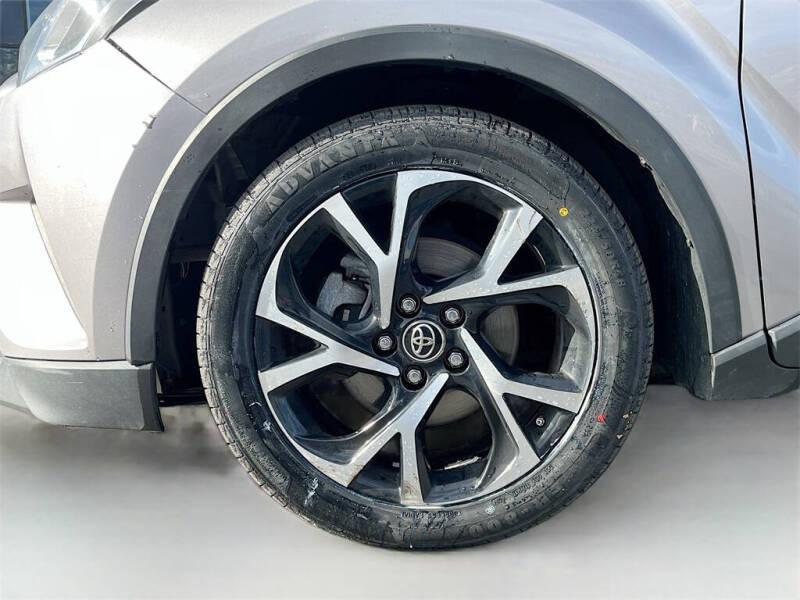 2018 Toyota C-HR XLE