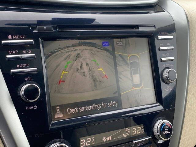 2023 Nissan Murano SL