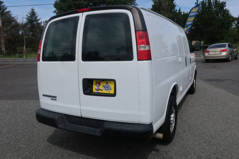 2016 Chevrolet Express 2500