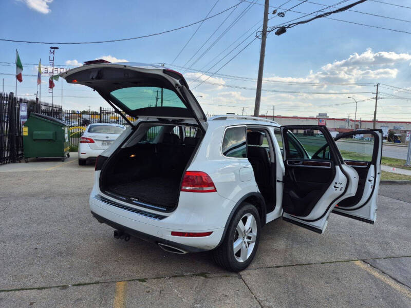 2014 Volkswagen Touareg TDI Lux