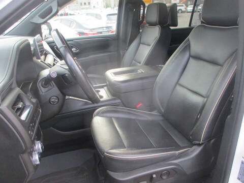 2021 GMC Yukon XL SLT