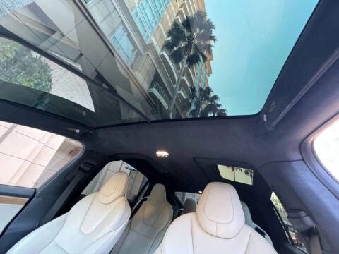 2019 Tesla Model X Long Range