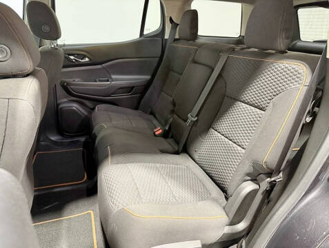 2017 GMC Acadia SLE-2