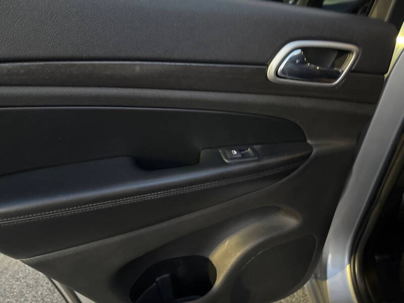 2018 Jeep Grand Cherokee Altitude