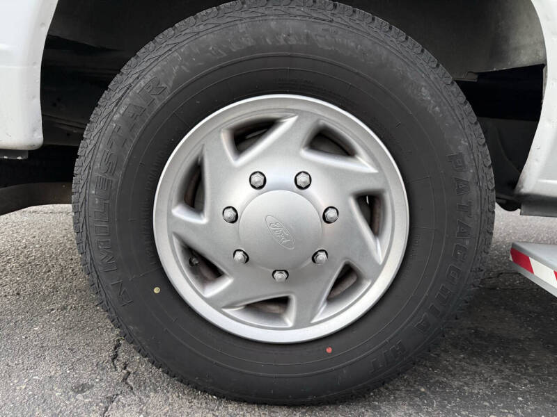 2013 Ford E-Series E-250