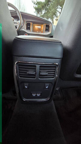 2016 Dodge Charger SRT Hellcat