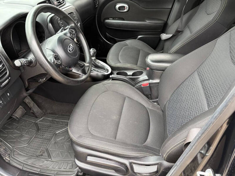 2016 Kia Soul +