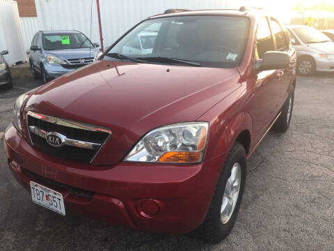 2009 Kia Sorento for sale at Best Deal Motors in Saint Charles MO