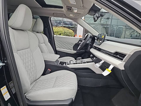 2025 Mitsubishi Outlander PHEV SEL