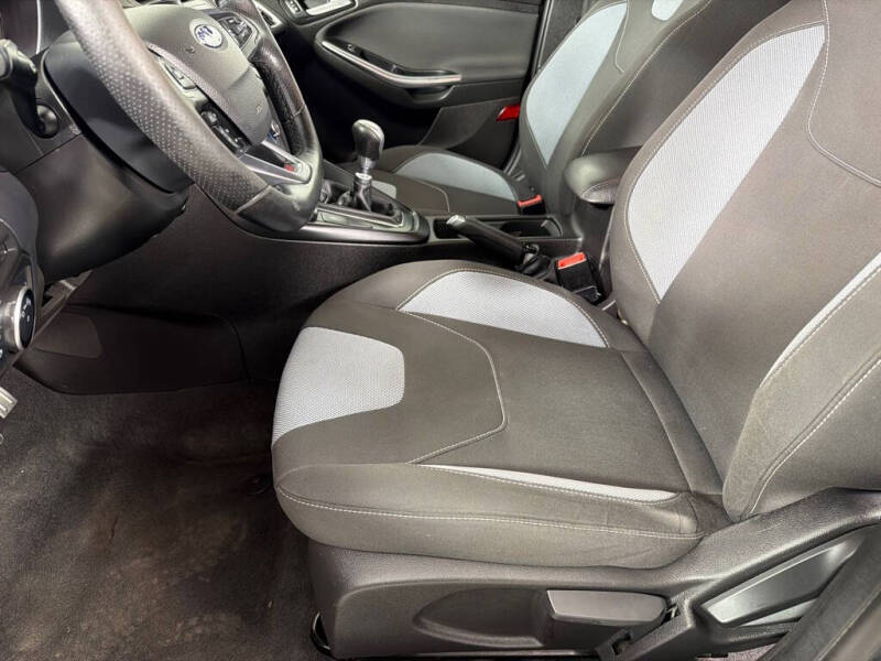 2016 Ford Focus ST
