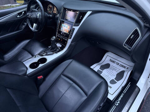 2021 Infiniti Q50 Luxe