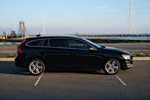 2015 Volvo V60 T5 Drive-E Premier Plus