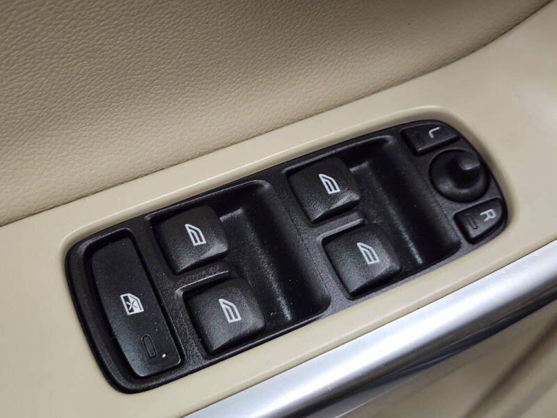 2016 Volvo XC60 T6 Drive-E