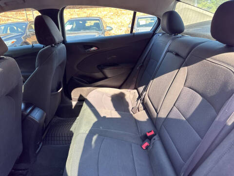 2017 Chevrolet Cruze LT Auto