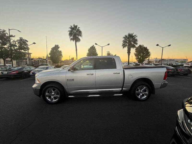 2016 RAM 1500 SLT