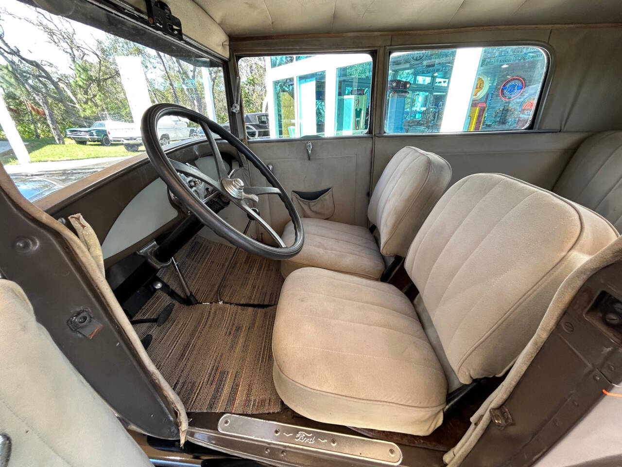 1929 Ford Model A 22