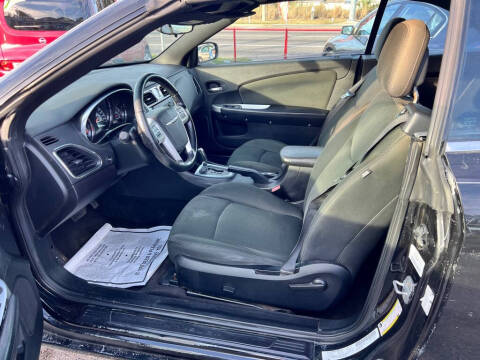 2012 Chrysler 200 Touring