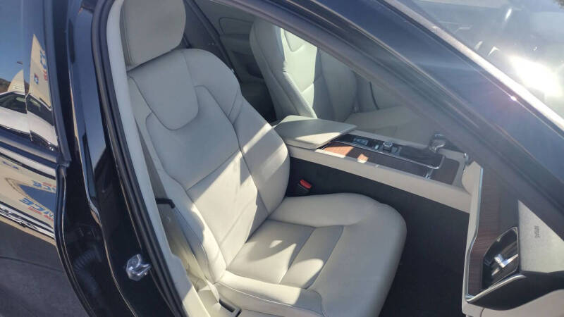 2019 Volvo S60 T5 Momentum