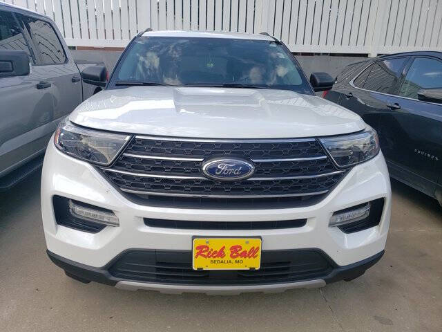 Used 2022 Ford Explorer XLT with VIN 1FMSK8DH6NGB07999 for sale in Kansas City