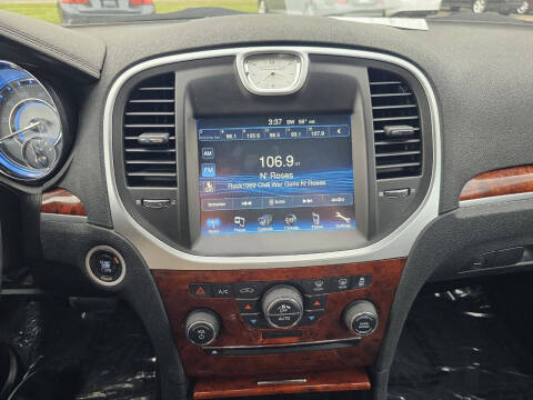 2012 Chrysler 300 Limited