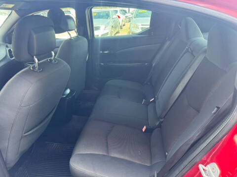 2013 Dodge Avenger SE