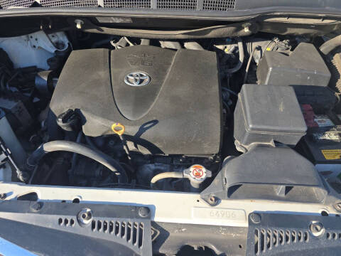 2018 Toyota Sienna LE 8-Passenger