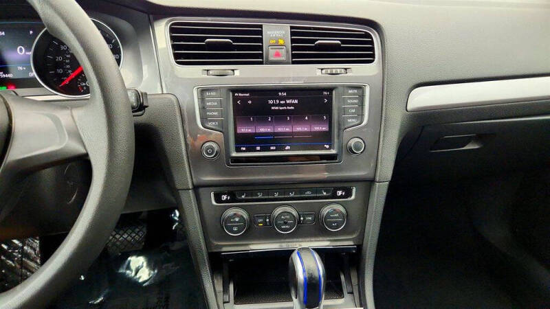 2016 Volkswagen e-Golf SE