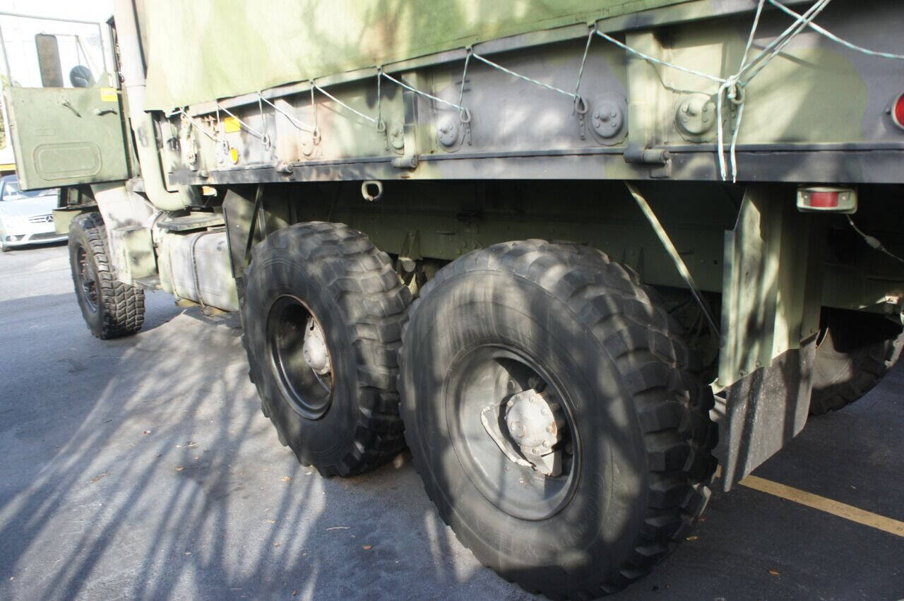 1990 gmc M939a2 8