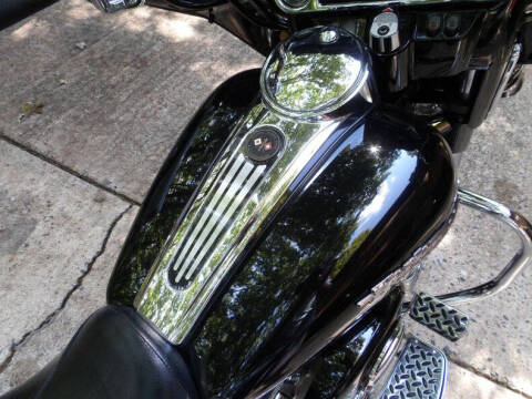 2004 Harley-Davidson FLHT Electra Glide