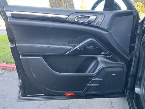 2017 Porsche Cayenne