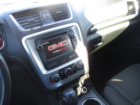 2016 GMC Acadia SLE-2