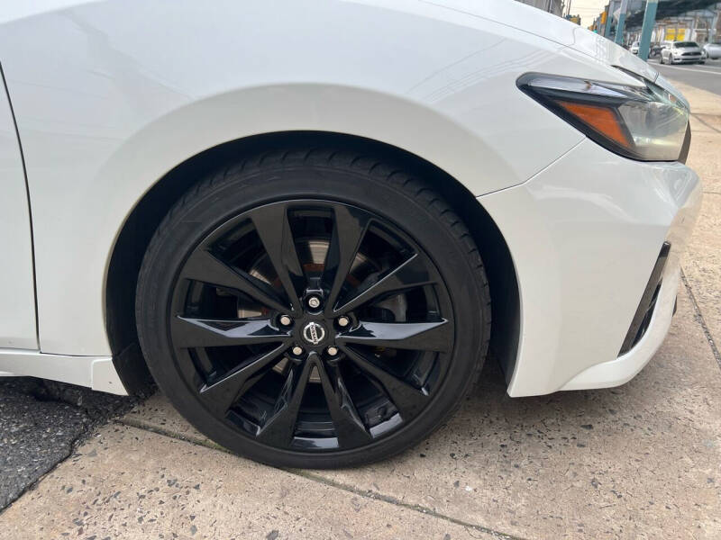 2021 Nissan Maxima 3.5 SR