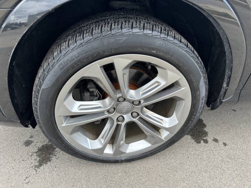 2015 Audi Q3 2.0T quattro Prestige