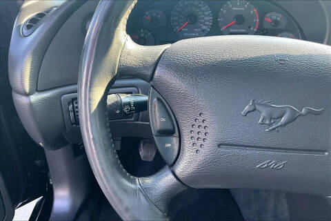 2002 Ford Mustang GT Deluxe
