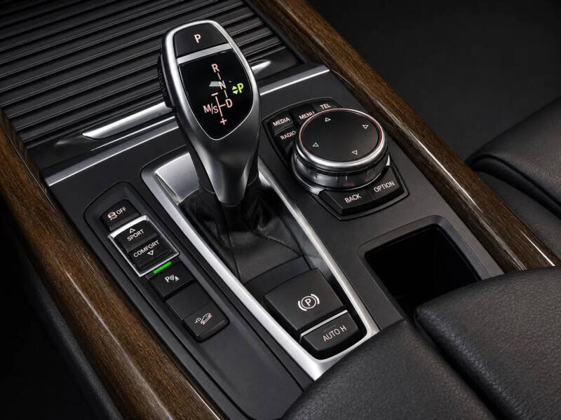 2015 BMW X5 xDrive50i