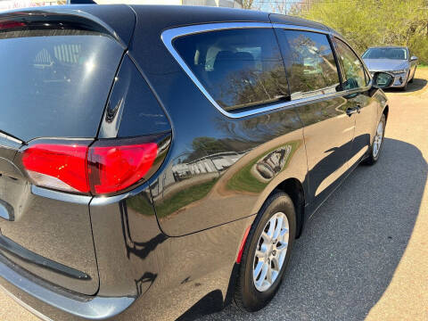 2020 Chrysler Pacifica Touring