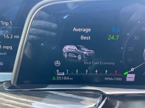 2022 Cadillac Escalade Sport