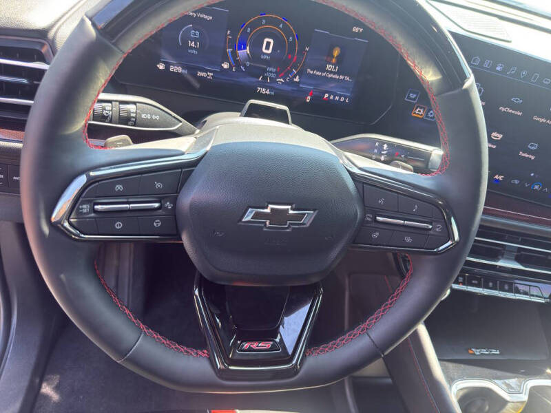 2025 Chevrolet Traverse RS