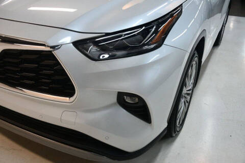 2022 Toyota Highlander Platinum